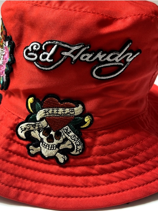 Ed Hardy Red Bucket Hat Patches Tiger roses Skull Love Kills heart NWT Ed Hardy Bucket Hat Tiger Skull Patch Satin Red Y2K One Size NWT main image 2